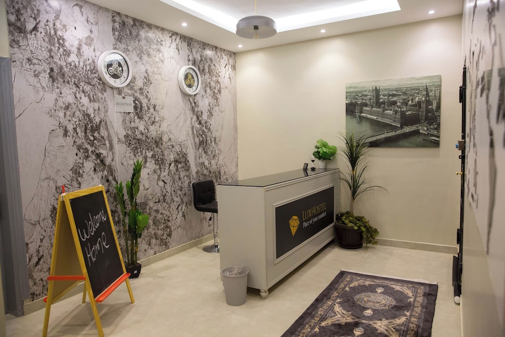 LuxHostel