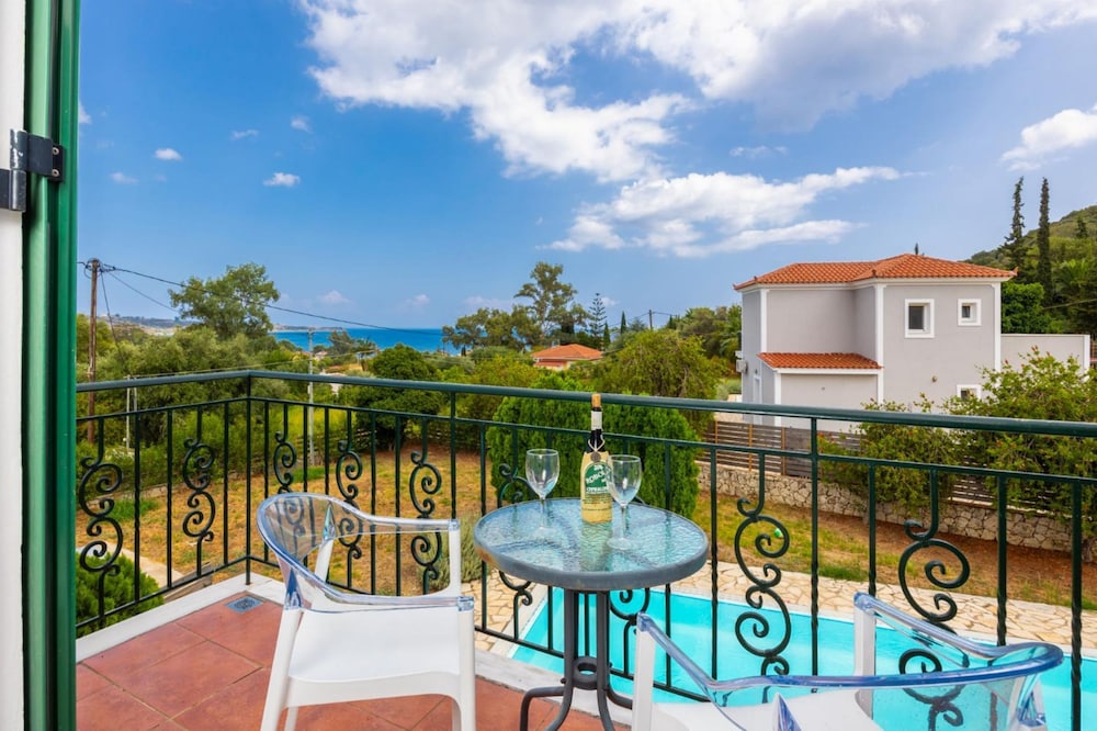 Villa Olga in Kateleios