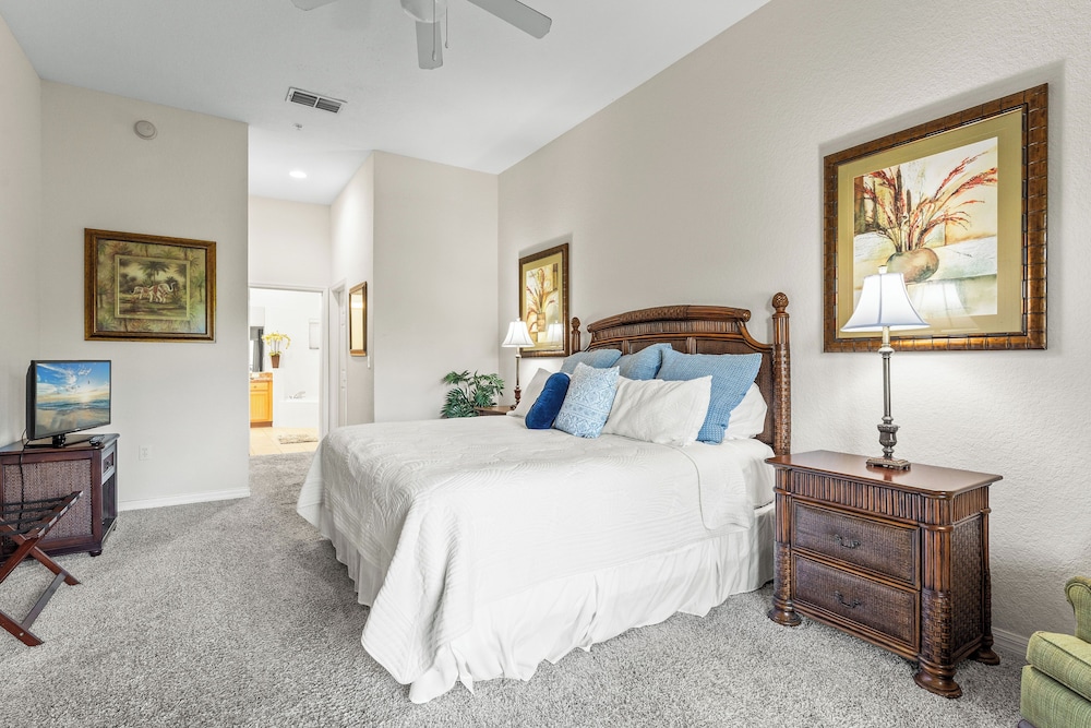 Slice Of Sunshine At Caribe Cove