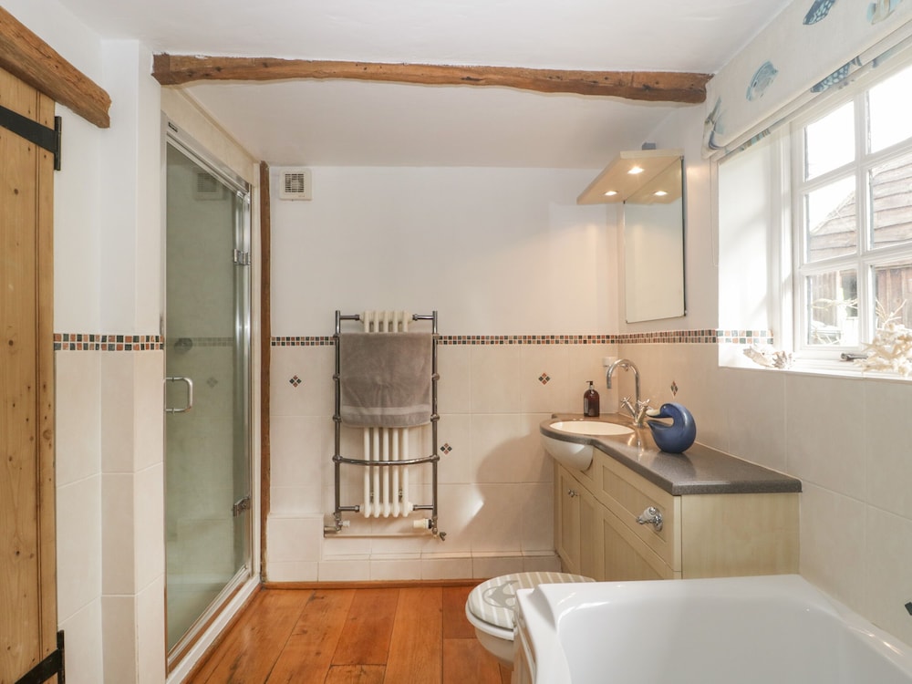 Under Acre Cottage