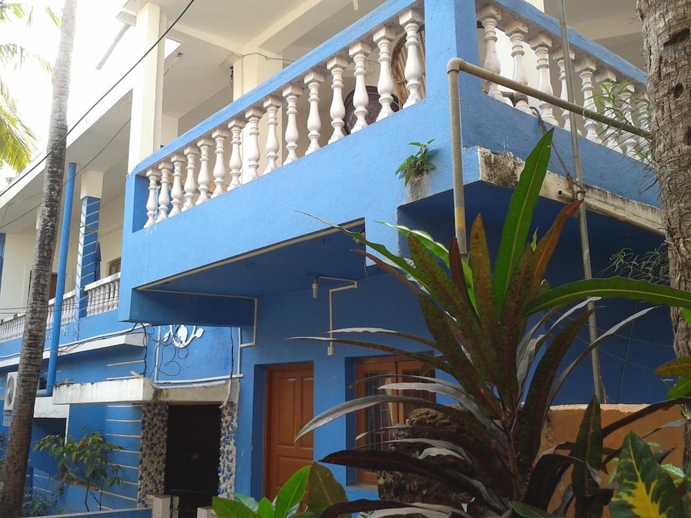 Romaldo Guest House