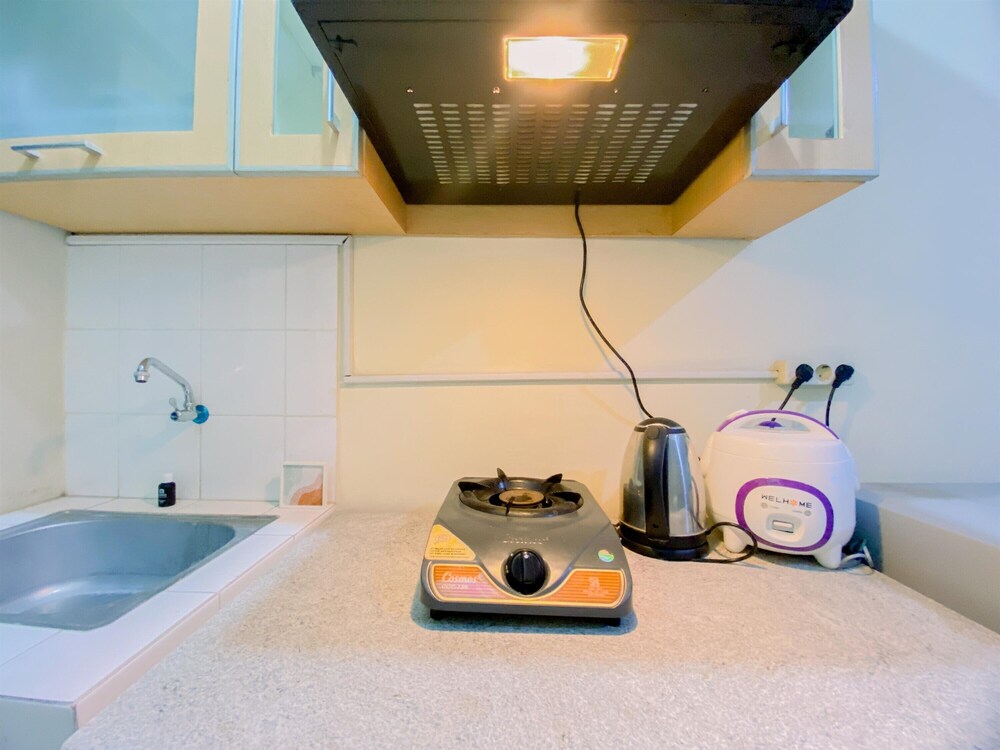 Comfortable And Good Choice 2Br At Kebagusan City Apartment
