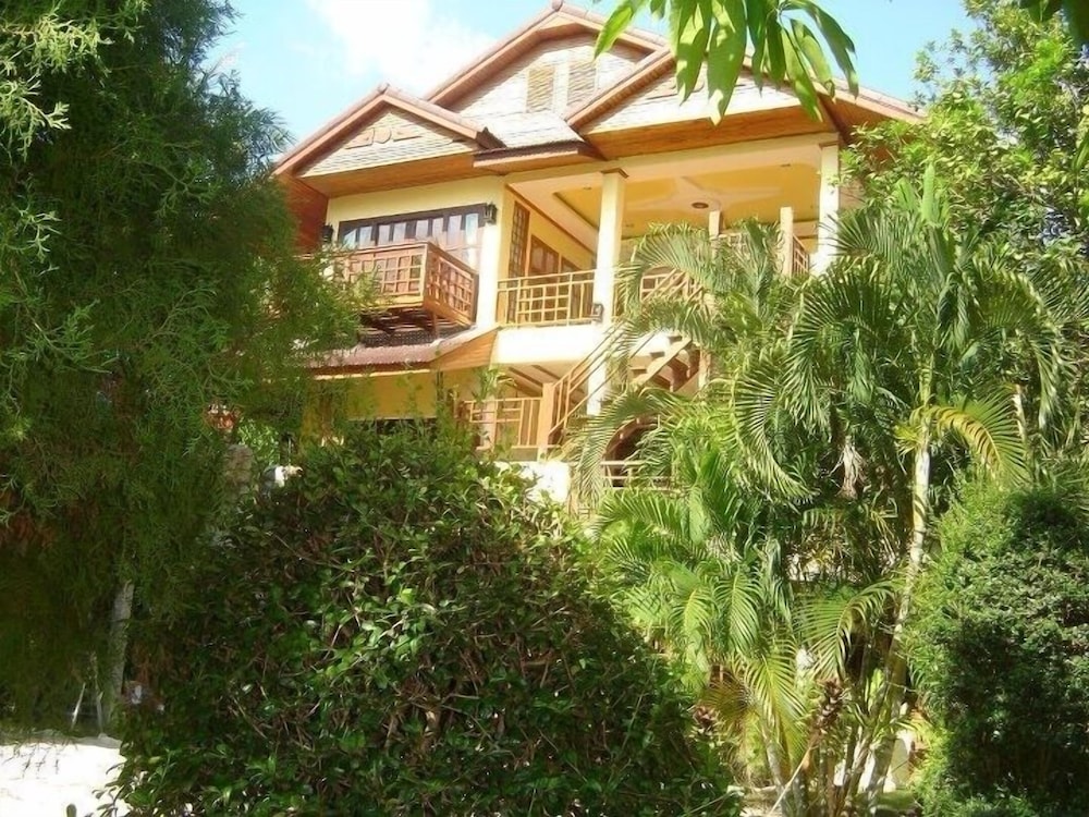 Hut Sun Bungalow