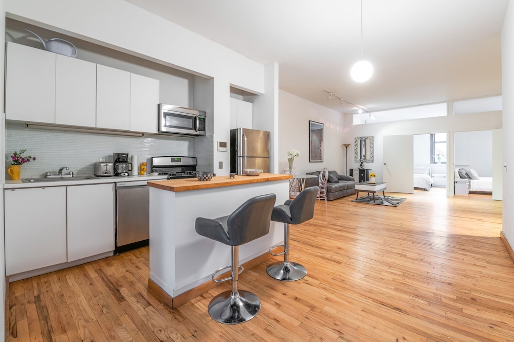 XL Prime Tribeca Furnished Loft