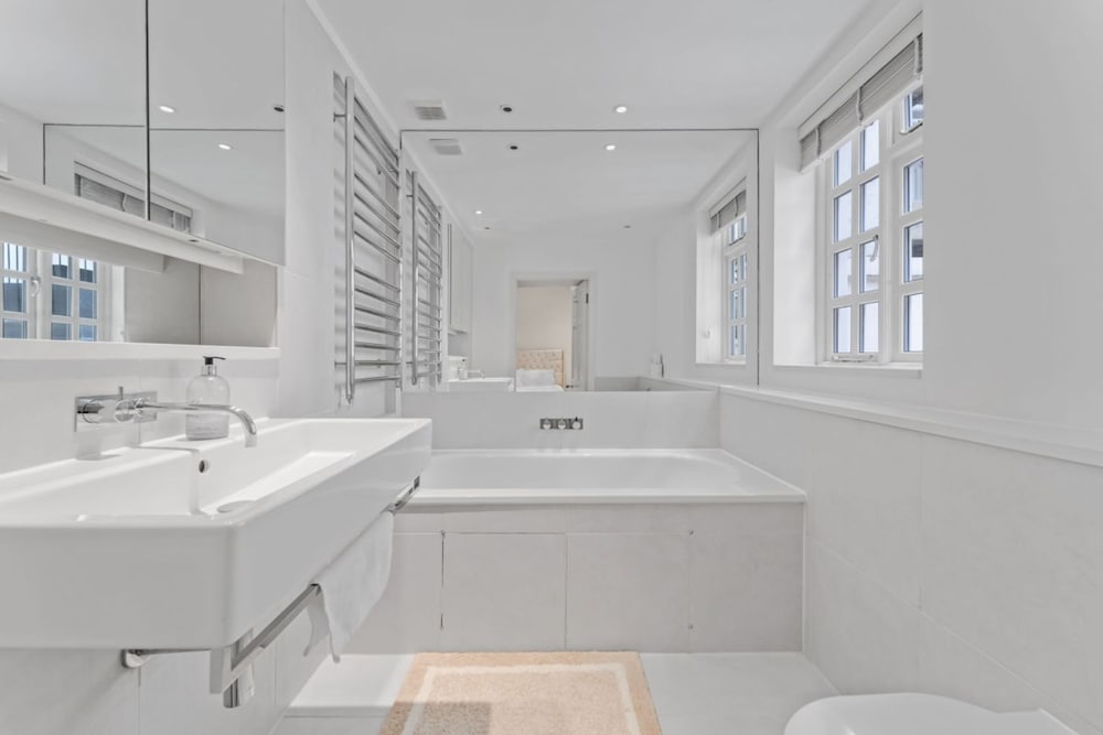 The Belgravia Place - Stunning Bright 2bdr Home