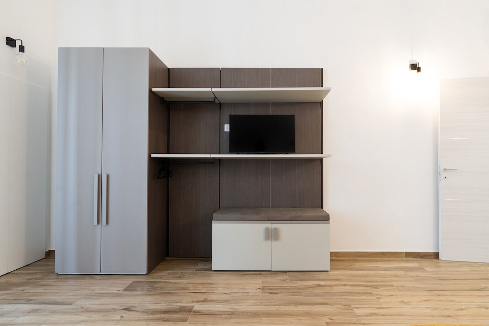 Nicolaus 204 - Brown Room by Wonderful Italy