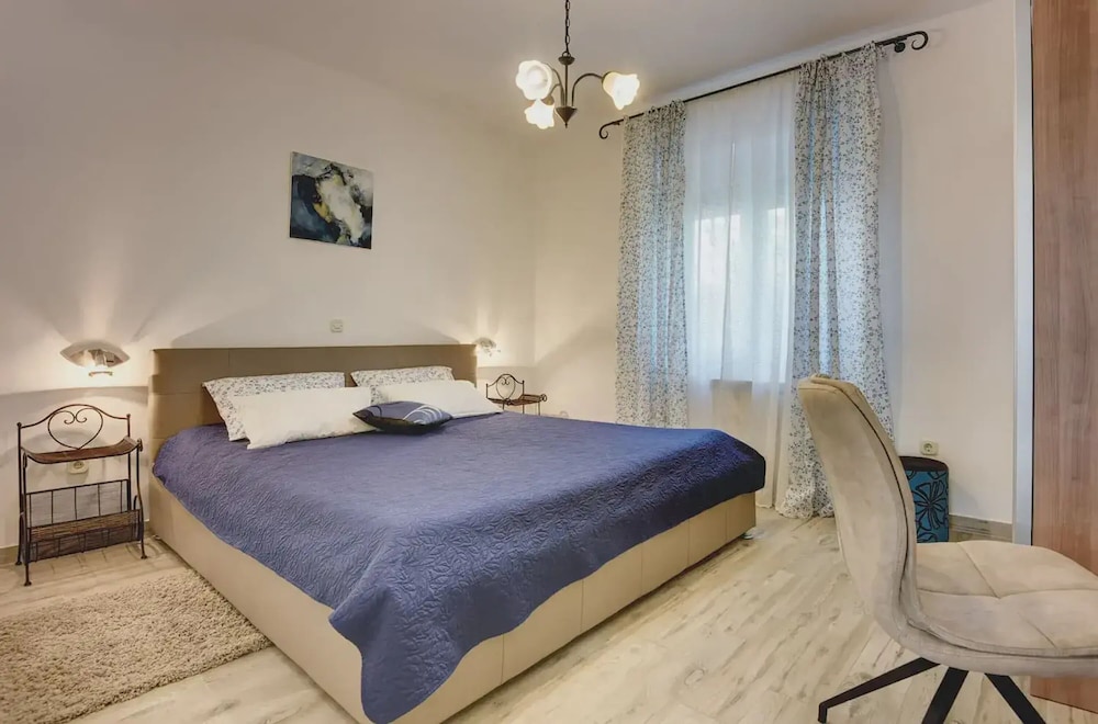 Villa Marina Istria Nearby Pula - Crovillas