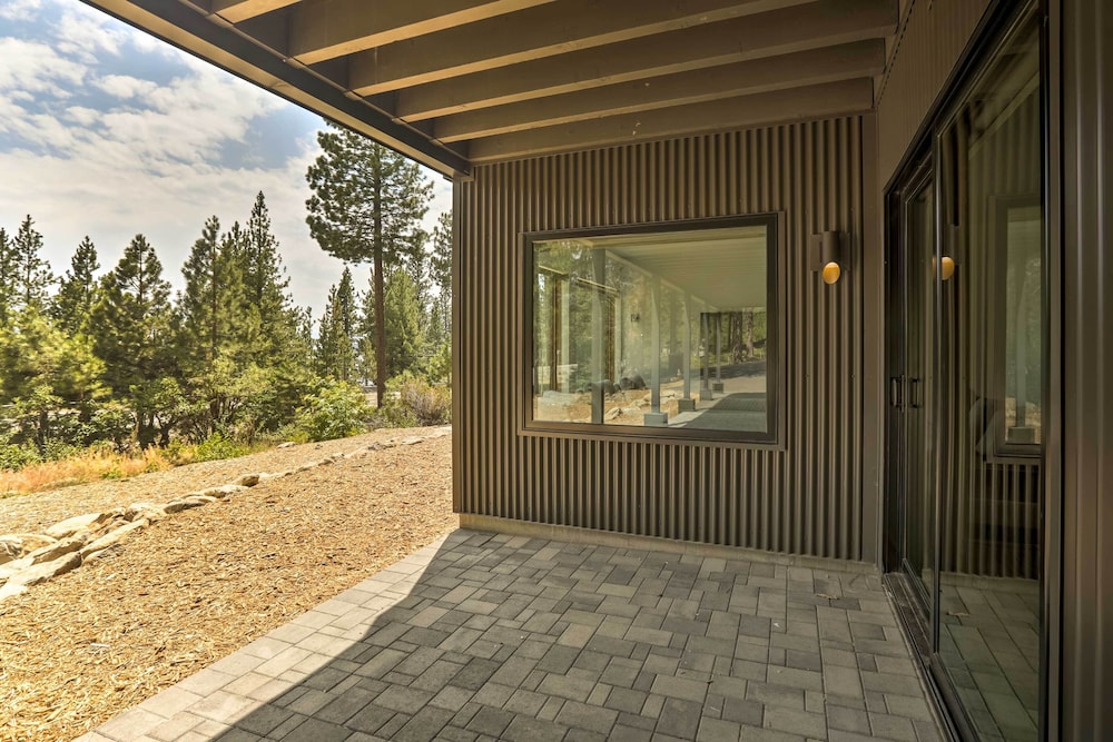 Lake Tahoe Vacations - Sleek Spacious Incline Village Hideaway! - Property Image 6