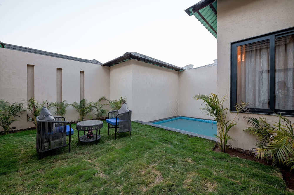 The Bhagwati Cottage & Villa