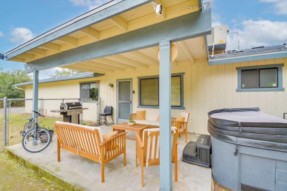 Boat, Fish & Golf: Coarsegold Retreat w/ Hot Tub
