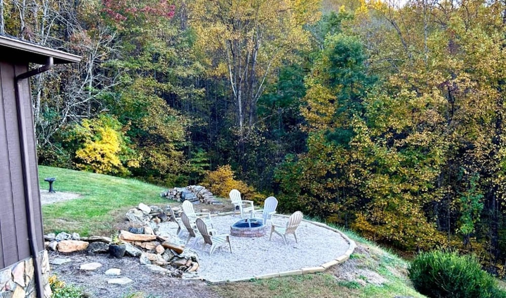 Private Cabin Blue Ridge Views Fireplace