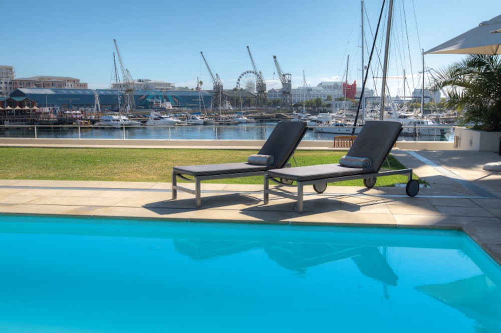 The Canal Three Bedroom Pool Duplex Penthouse - 505