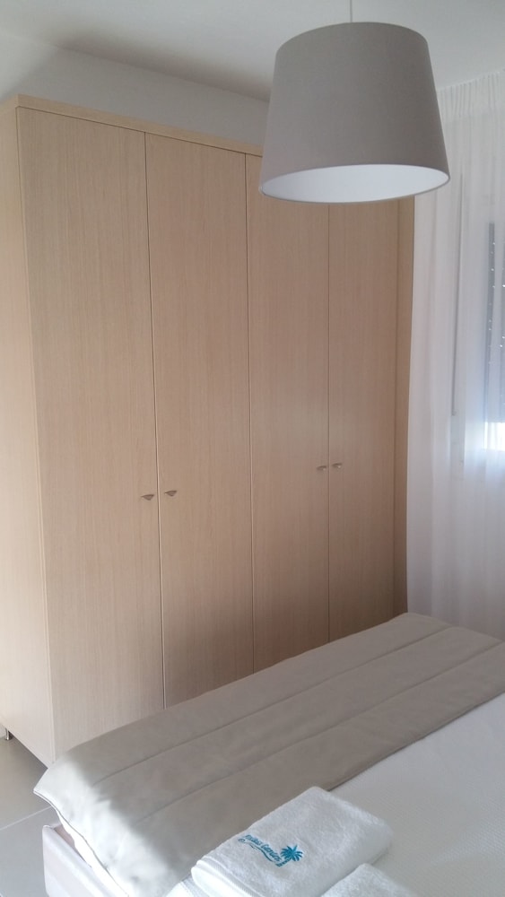 Finikas Garden Beach Resort Nikiti
