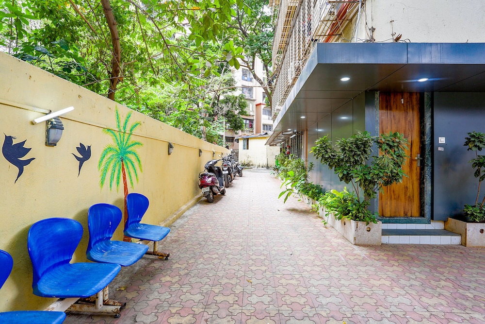 FabHotel Dream Inn I