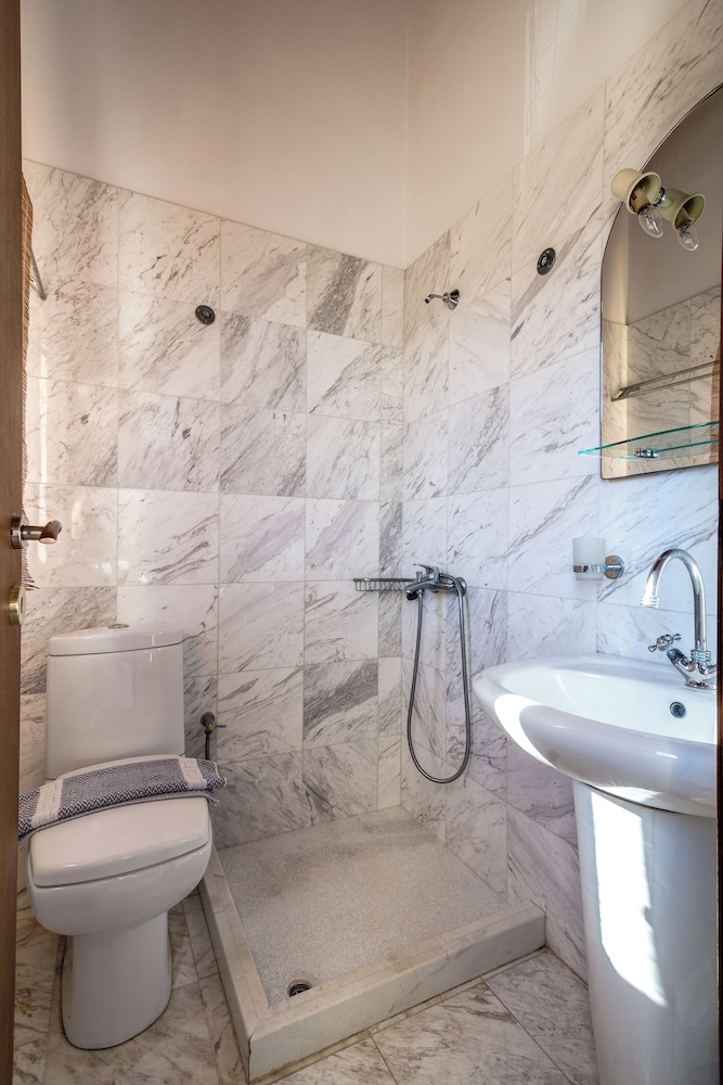 Crete Essence Villas – Lagkada