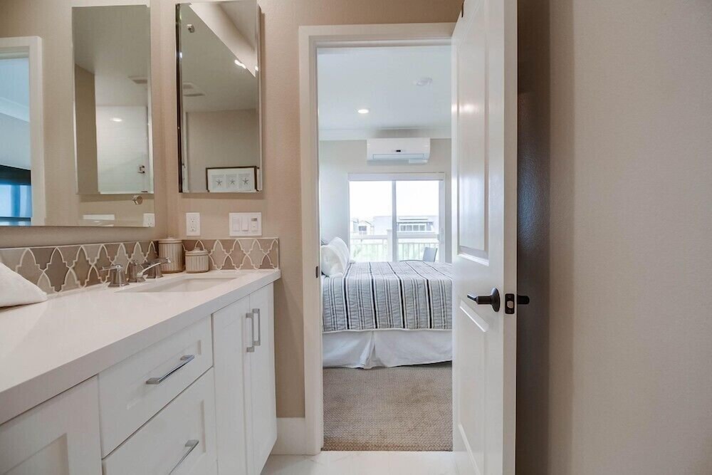 Santa Barbara Loft