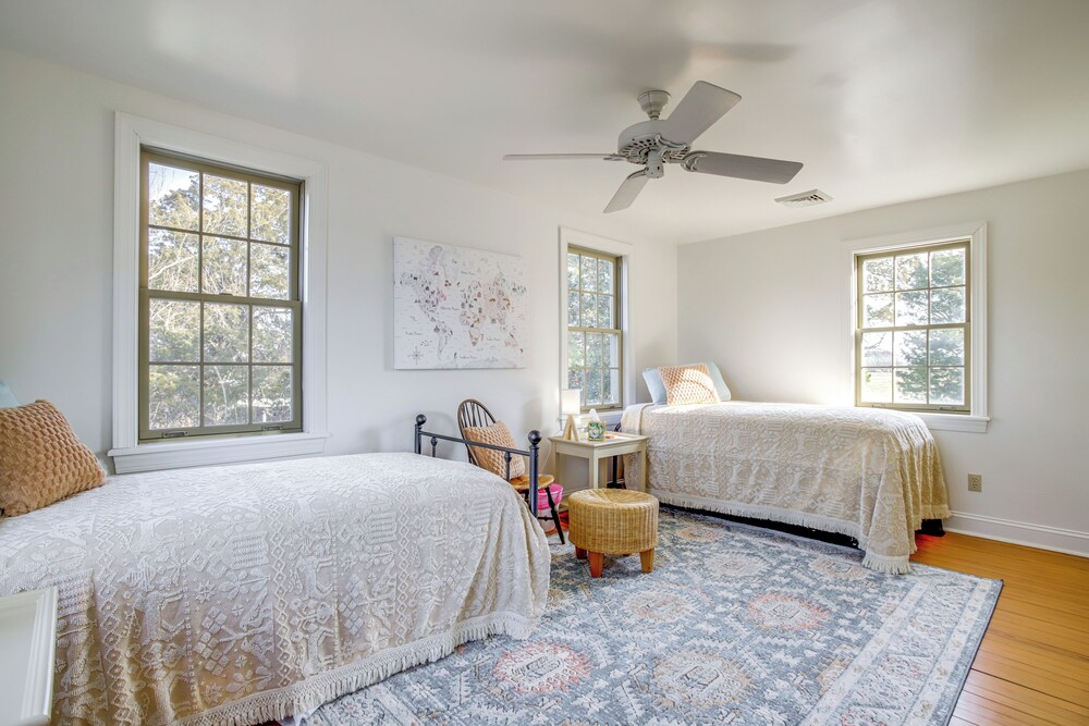 Riverfront Gem w/ Fire Pit in Eden