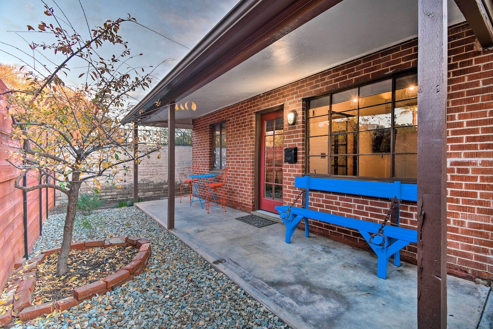 Phoenix Getaway w/ Patio, Near Roosevelt Row!