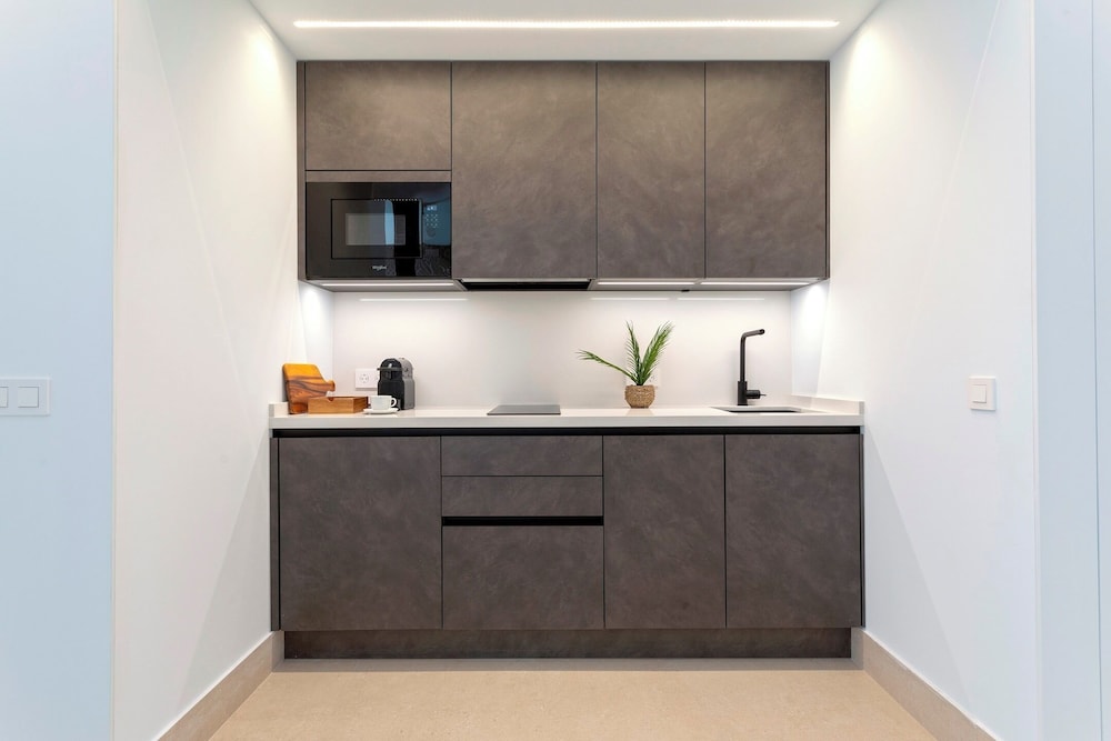 Bright Apartment in Seville. Tomás de Ibarra II