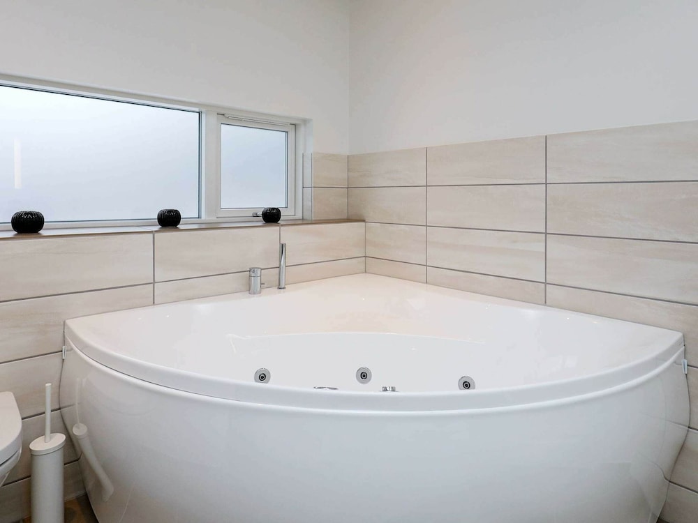 9 Person Holiday Home in Hojslev-by Traum view 3