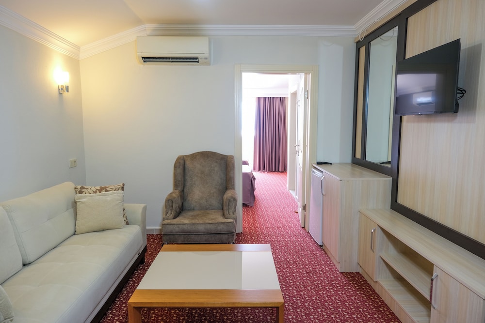 Azak Blue Otel