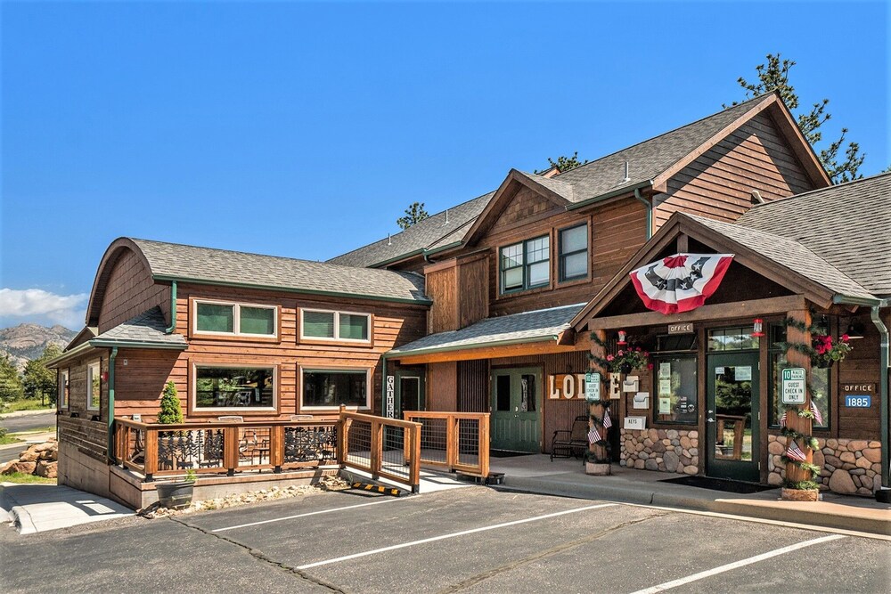 Solitude Bighorn 9 - Estes Park 2 Bedroom Condo by RedAwning - Property Image 20
