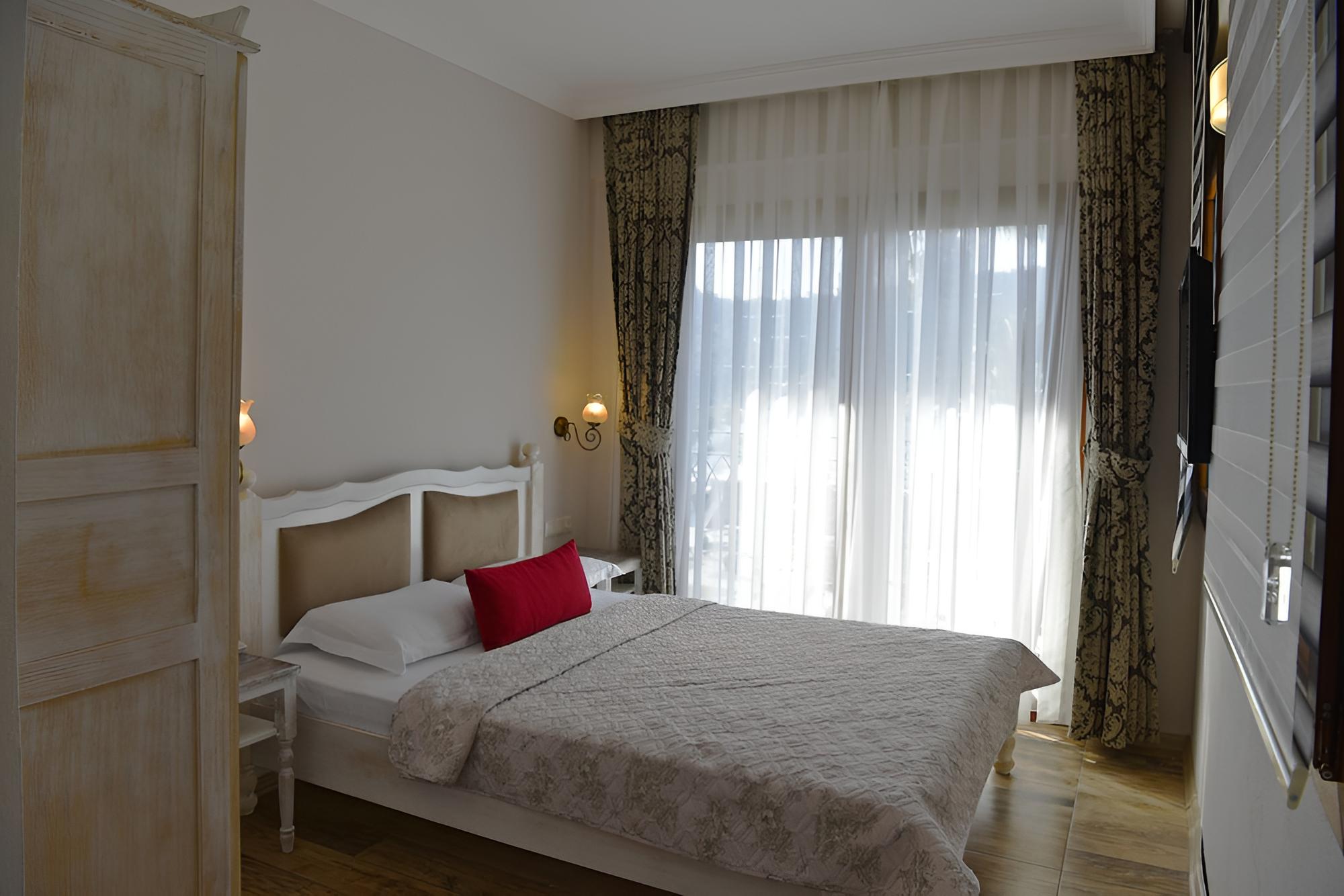 Q&S Cennet Life Hotel