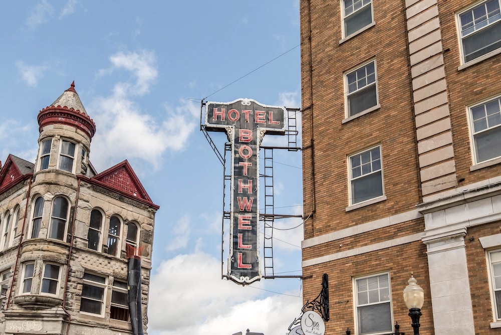 Sedalia Vacations - Hotel Bothwell Sedalia Central District, Ascend Hotel Collection - Property Image 1