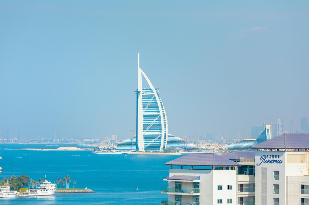 DXB - Five - 41506 - PJ