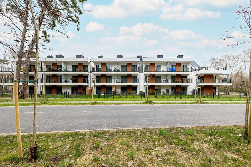 Apartment & Garden by Renters Prestige