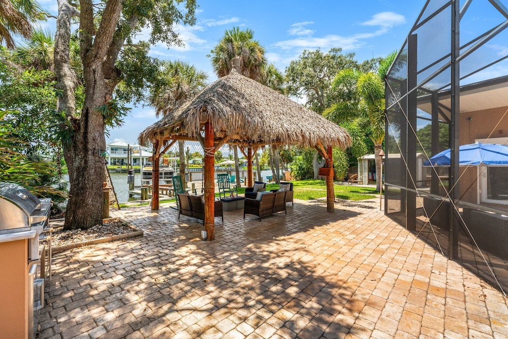 464 Indian Creek Dr