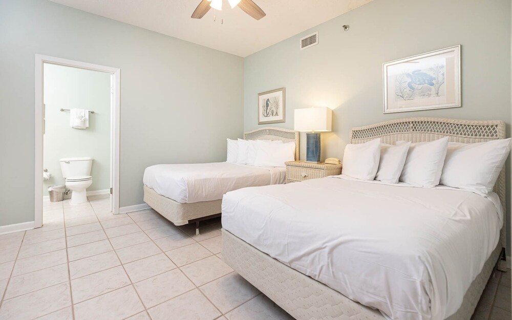 Phoenix East 2 2124 2 Bedroom Condo