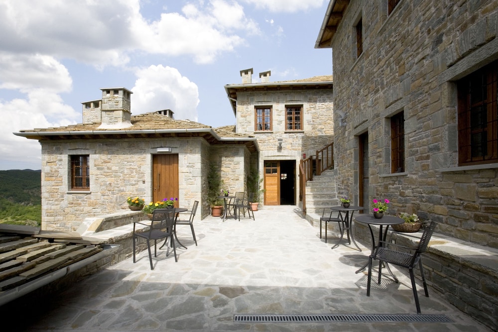 Kipi Suites