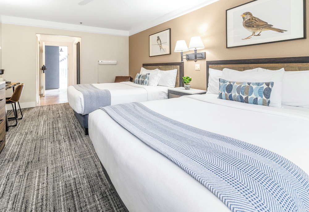 Inn at Mount Shasta