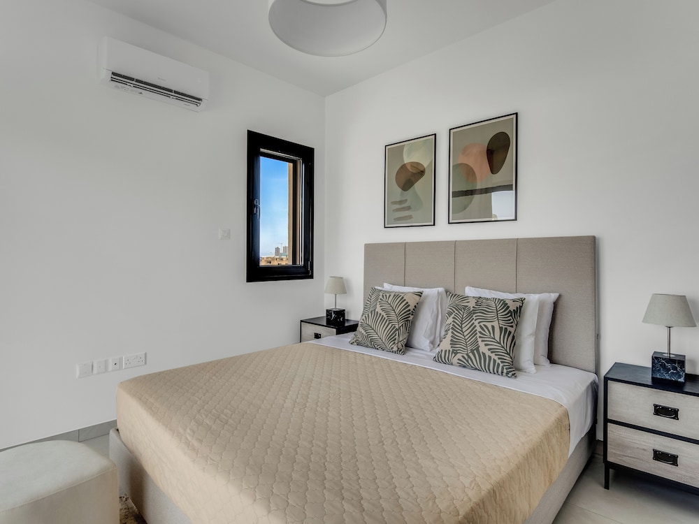 Sanders Elgio - Pleasant 2-bdr Apt w Balcony, photo 10