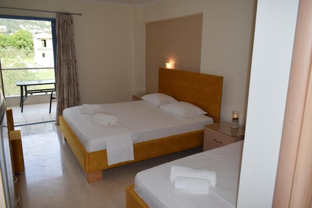Ammos & Thalassa view 3