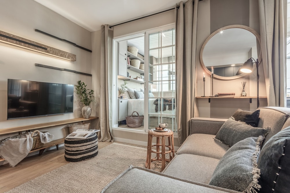 Inzia - 1 Bedroom and Pool in Lista