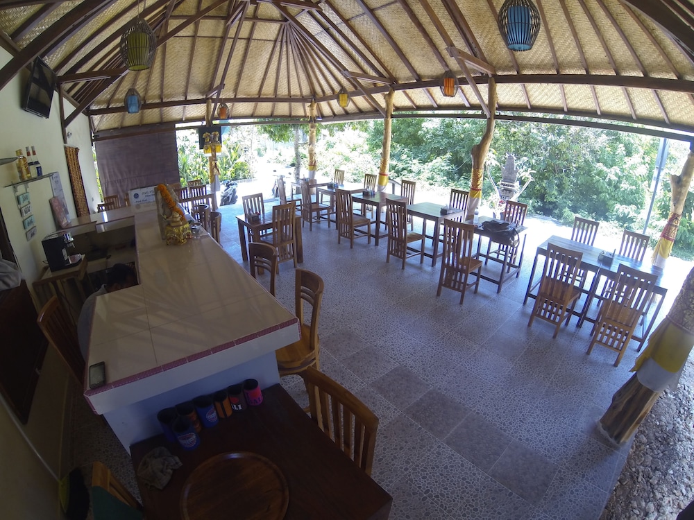 Pemuntalan Guesthouse by WizZeLa