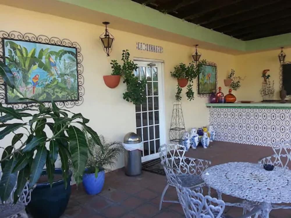 Hotel Iberia - Property Image 6