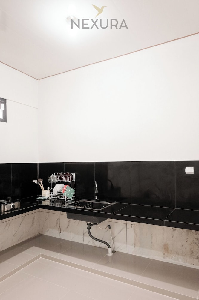 Tentrem Syariah Nexura Collection