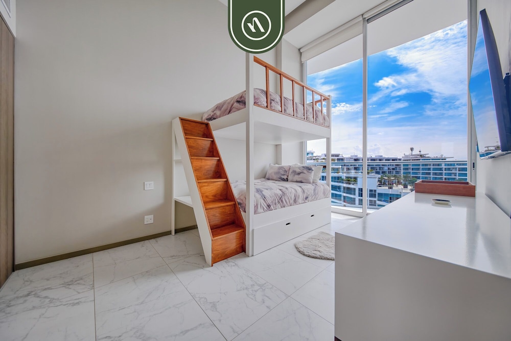 Apartments with Beach Access
