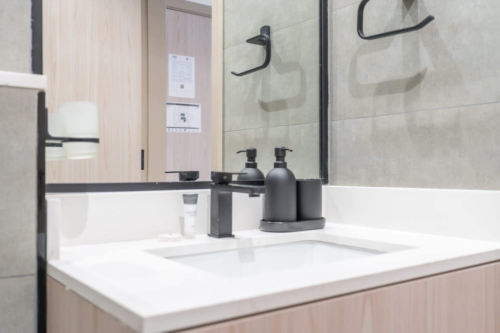 Outstanding Studio in Empire Residence JVC