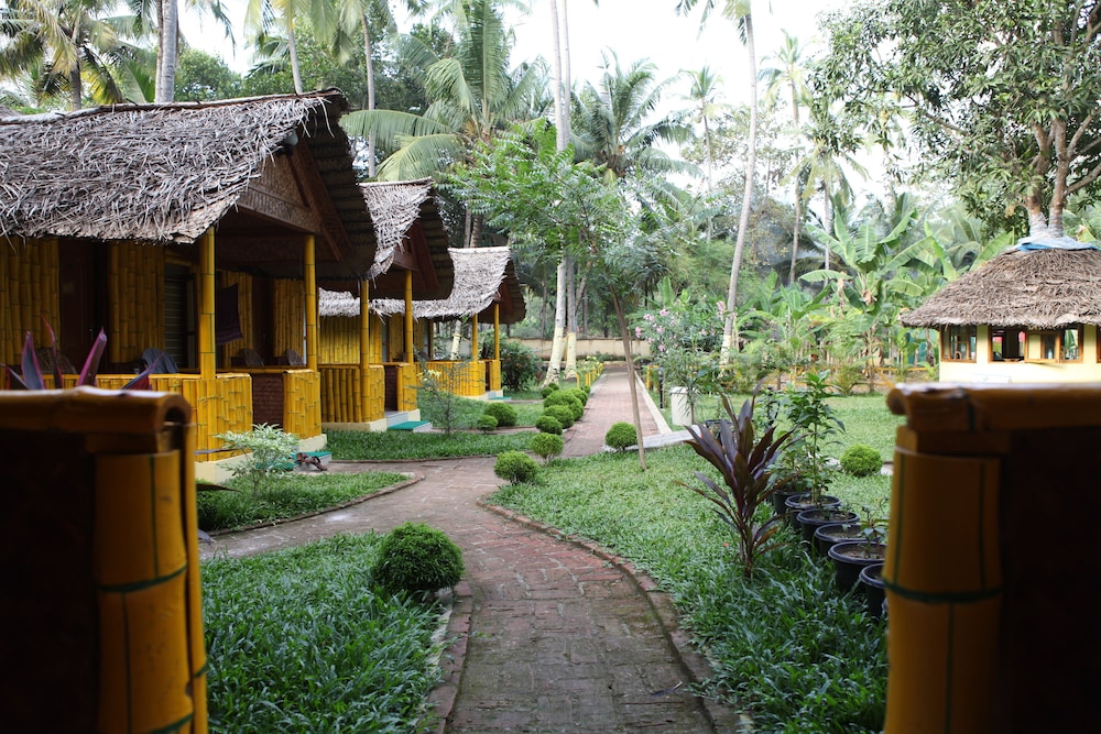 Savithri Inn