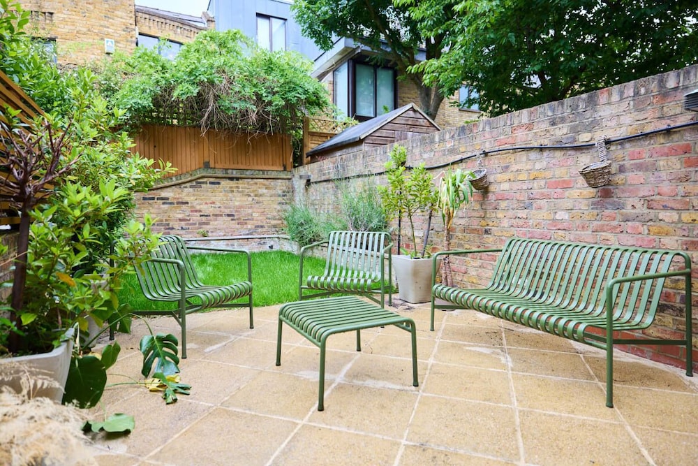 The Camden Park Place - Lovely 4bdr Flat With Garden
