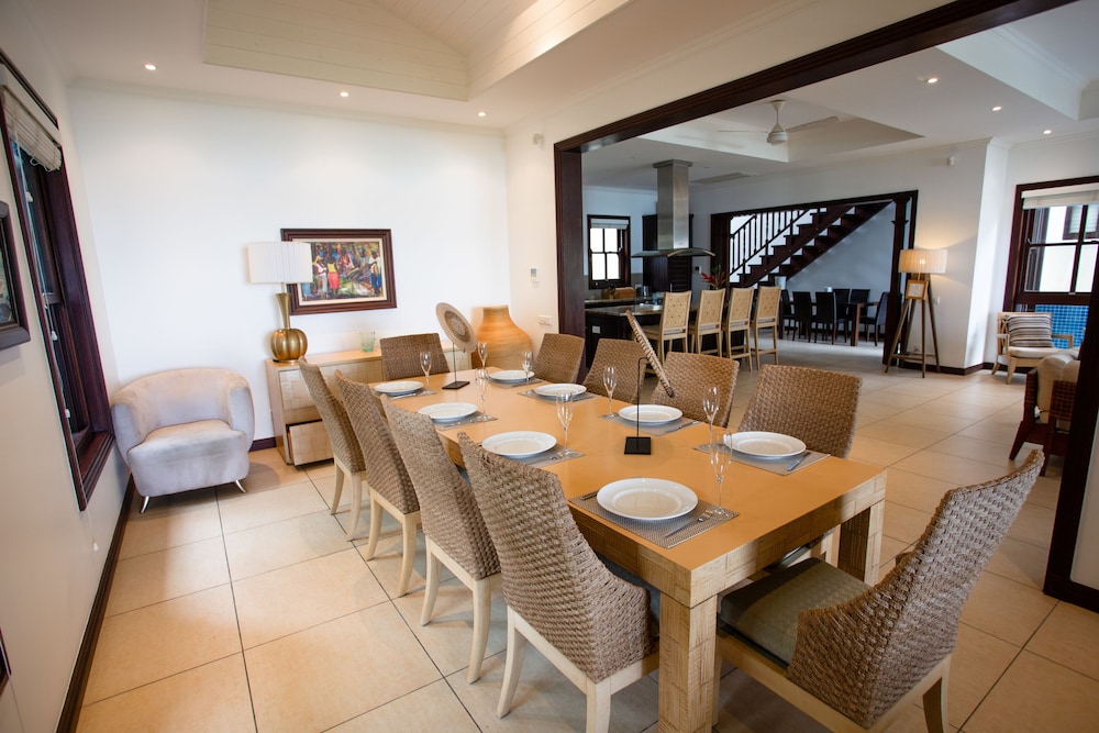 Spas Villas