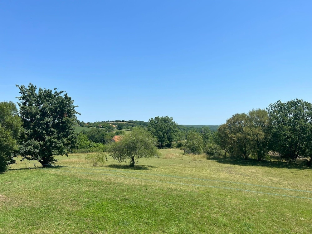 Holiday Home in Dordogne With Pool & Bubble Bath