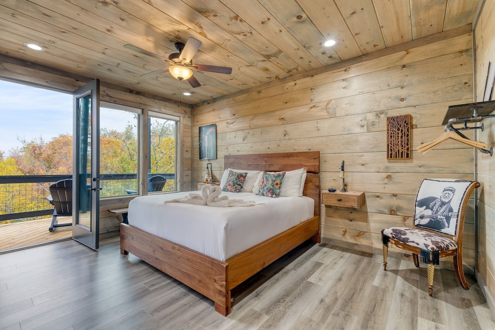Rambling Ridge Lodge Endless Amenities Fun Indoor Pool Hot Tub A Arcade Game Room