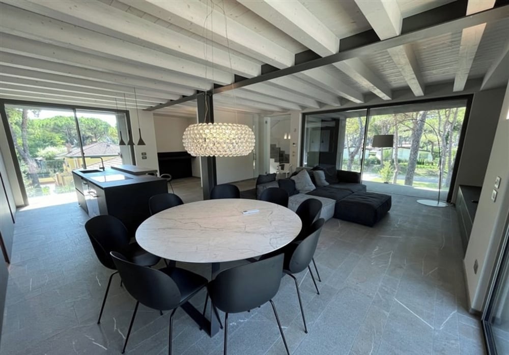 Spacious, Comfortable and Recently Renovated Single Villa in Lignano Riviera