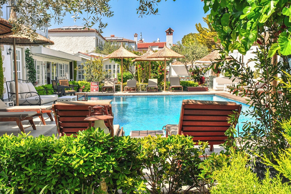 Bay C Otel - Image 14