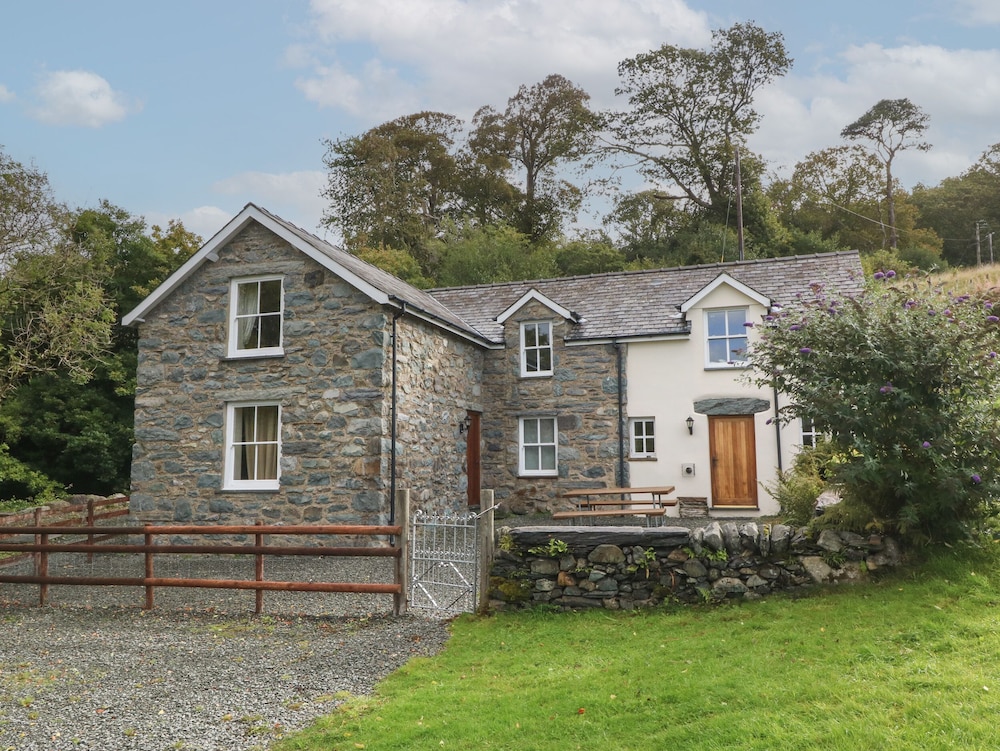 Tyn Llwyn